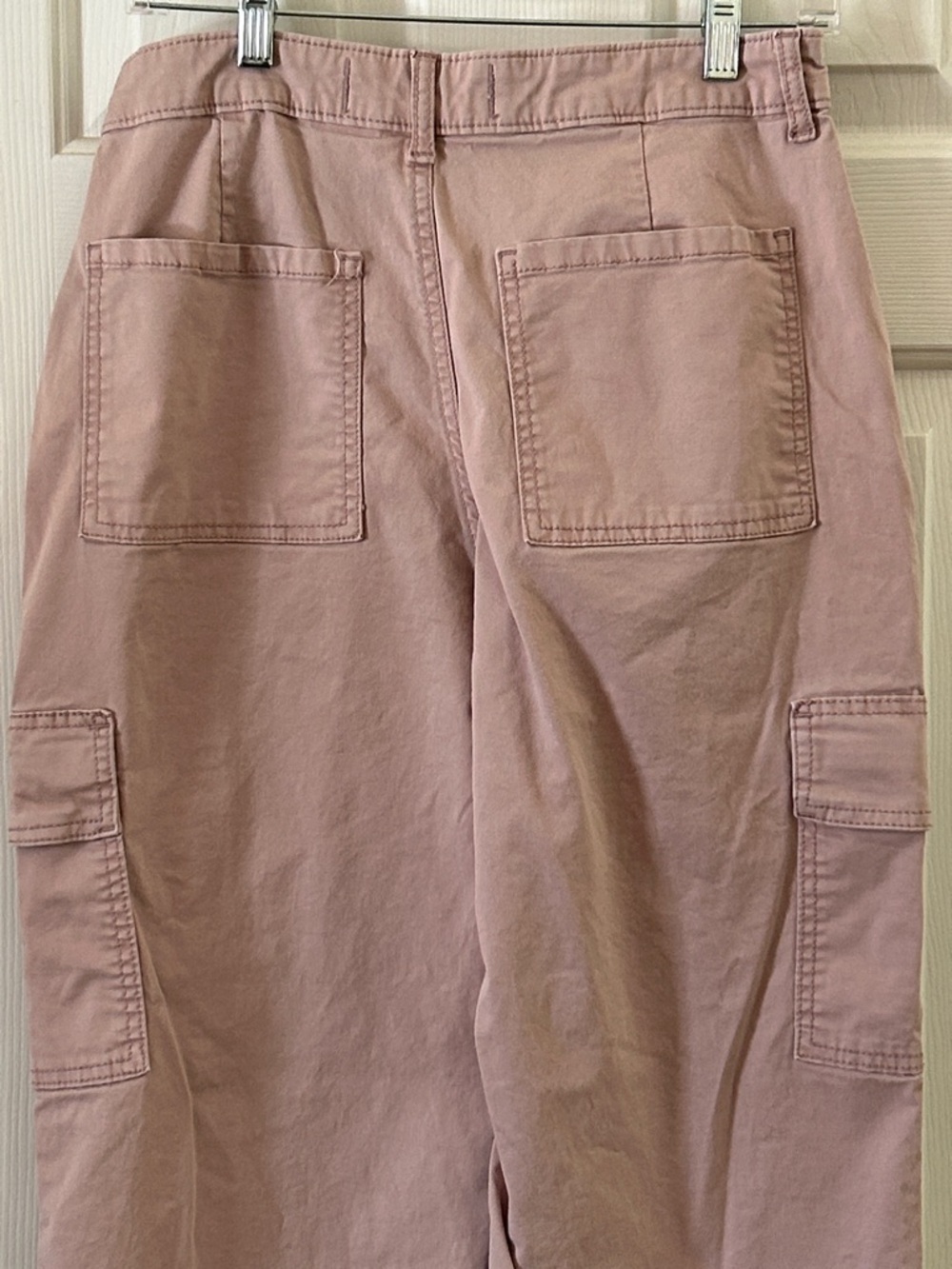 Hollister Dusty Pink Ultra High Rise Dad Pant Cargo Utility Pockets - Picture 4 of 9